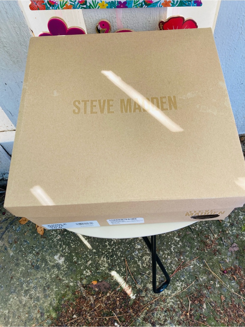 Steve Madden Kraft Shoe Box with Gold Logo